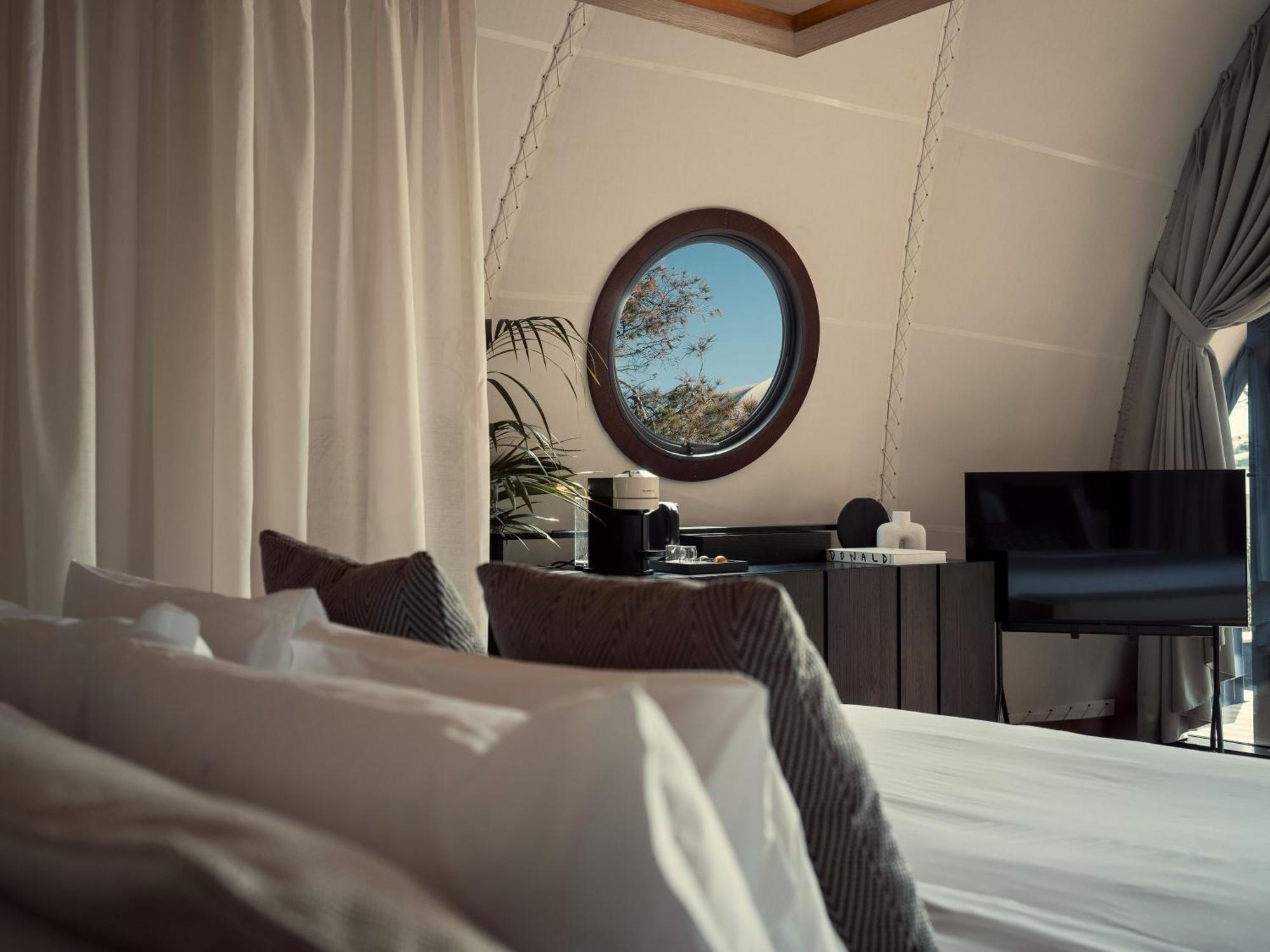 91 Athens Riviera, The Resort 外观 照片